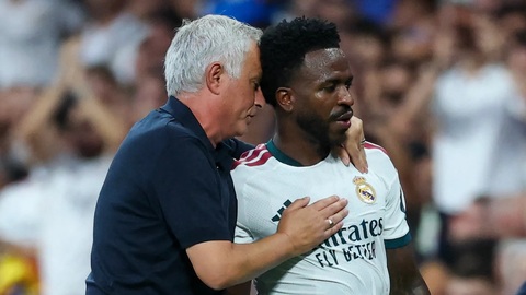 Real Madrid: Vinicius Jr đang ‘tự đào hố chôn mình’